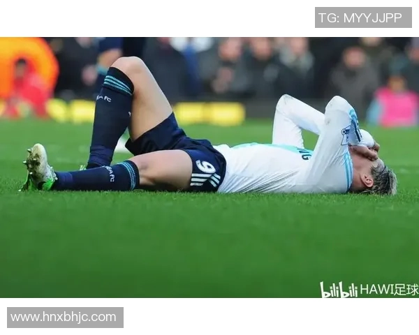 模仿足球巨星技巧挑战视频，带你体验球场上的高光时刻