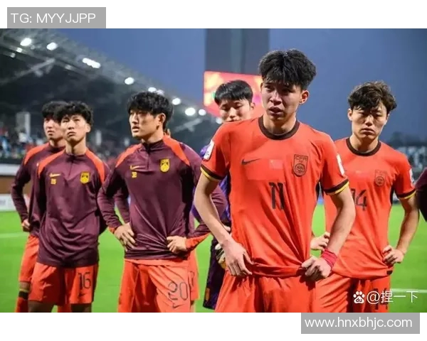 足球钢门传奇守门员，他的铁壁防守成就历史传奇